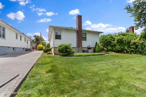 43 W CEDARVIEW AVE, STATEN ISLAND, NY 10306 - Image 1